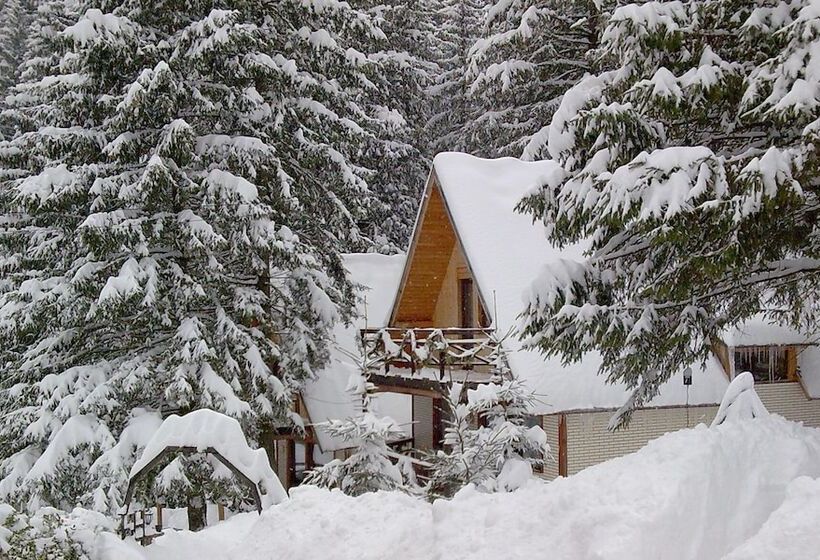 هتل Traveland Butique Resort Poiana Brasov