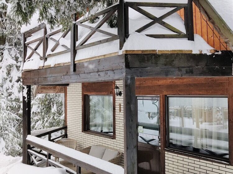 هتل Traveland Butique Resort Poiana Brasov