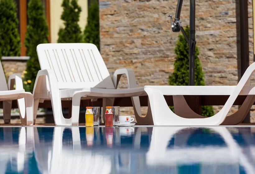 هتل Vila Barović And Spa