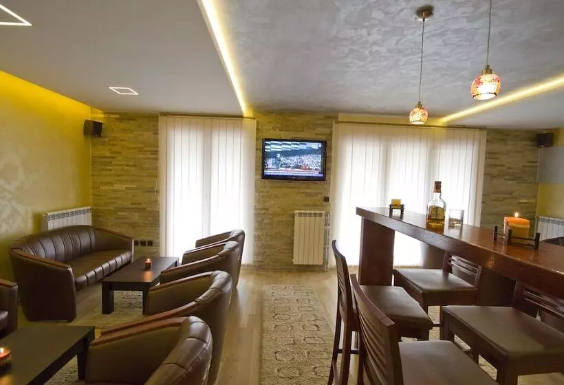 هتل Vila Barović And Spa