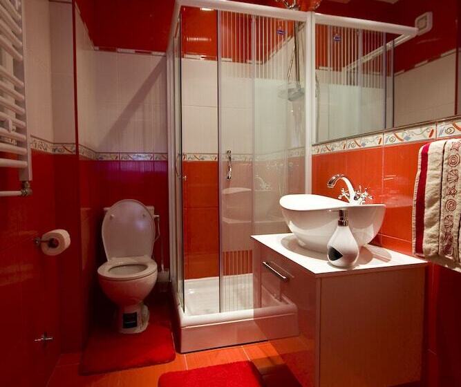 هتل Vila Barović And Spa