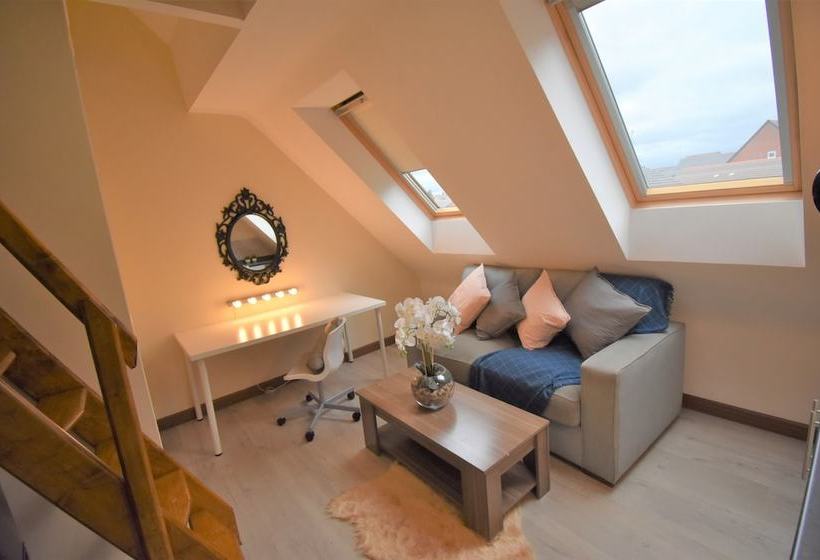 Hotel Warwick Home Downey Birch