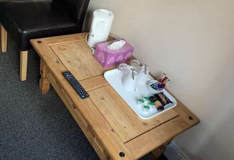 בית מלון כפרי The Waverley Inn