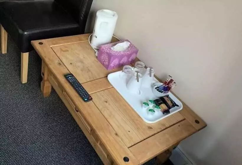 Hotelli The Waverley Inn