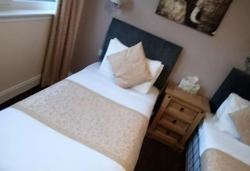 Hotelli The Waverley Inn