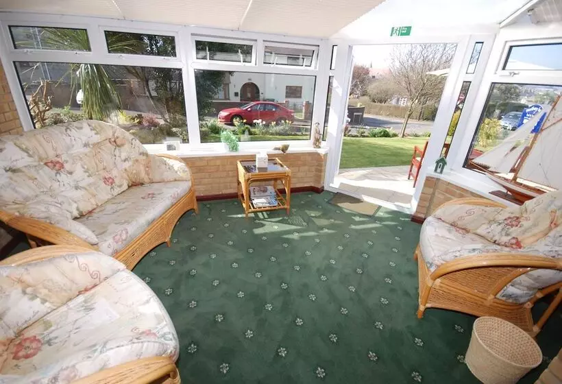 Hotelli Westbury Lodge
