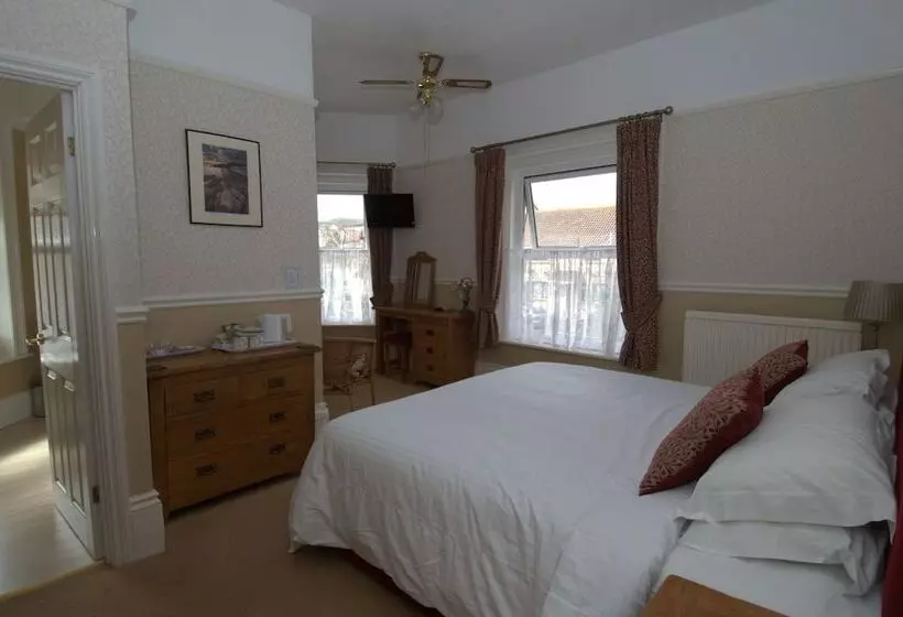 Hotelli Westbury Lodge
