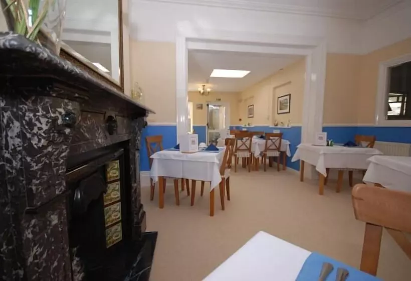 Hotelli Westbury Lodge