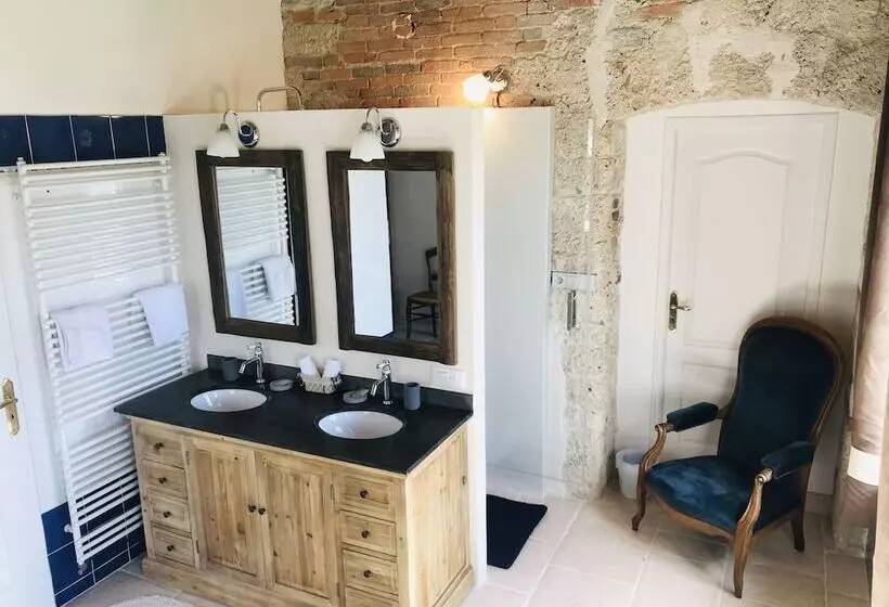 Aamiaismajoitus (B&B) Domaine Du Manoir