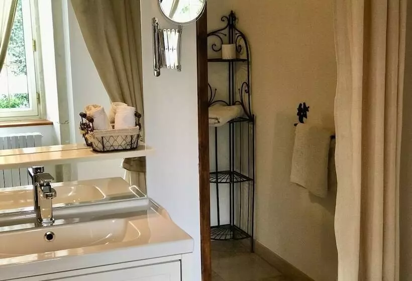 Aamiaismajoitus (B&B) Domaine Du Manoir