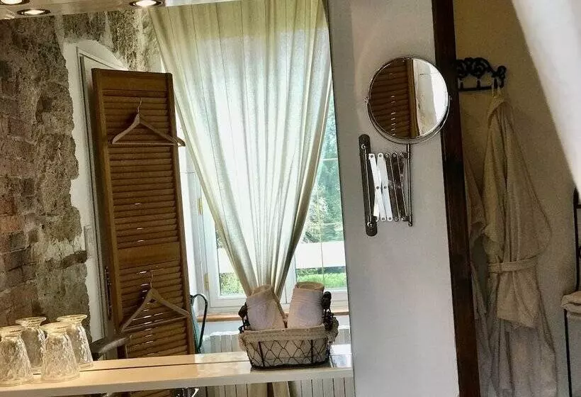 Aamiaismajoitus (B&B) Domaine Du Manoir