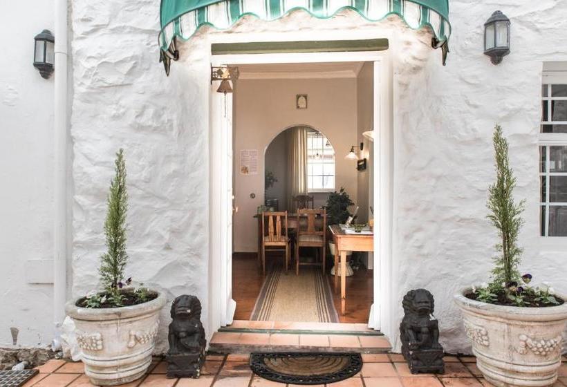 בית מלון כפרי Valhalla Self Catering