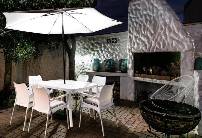 בית מלון כפרי Valhalla Self Catering