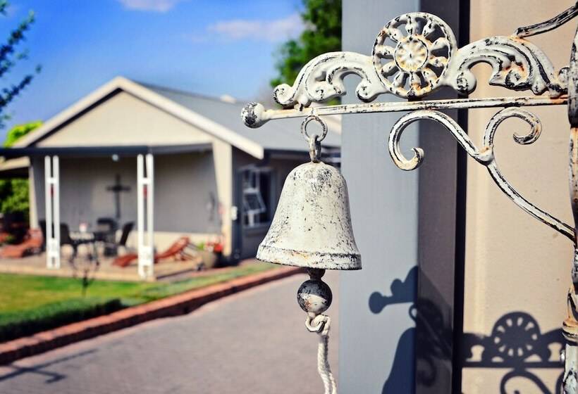 Отель Bokmakierie Gastehuis Emalahleni Pty Ltd