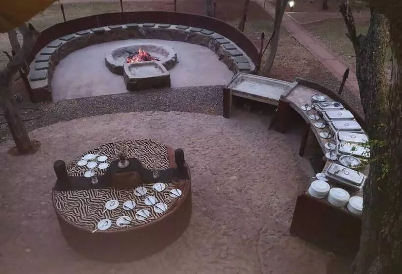 هتل Boulders Safari Lodge
