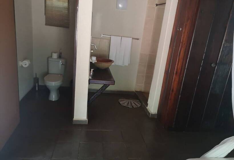 בית מלון כפרי Boulders Safari Lodge