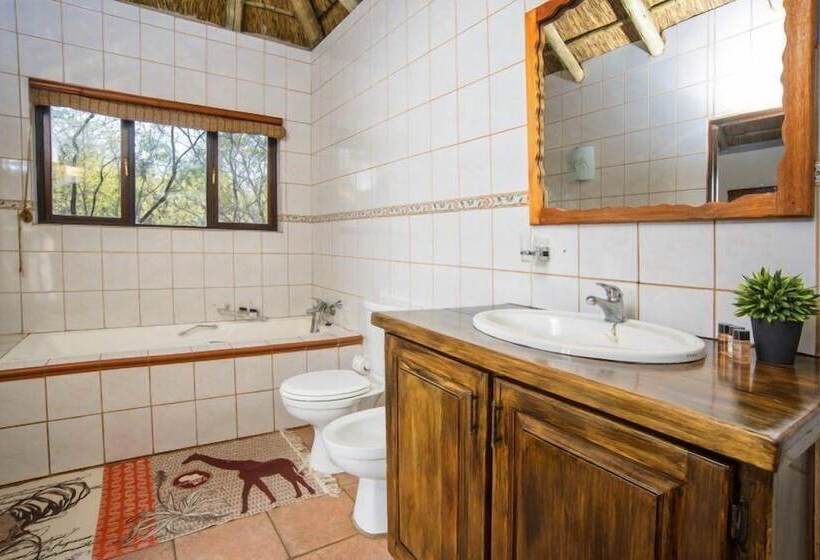 בית מלון כפרי Boulders Safari Lodge