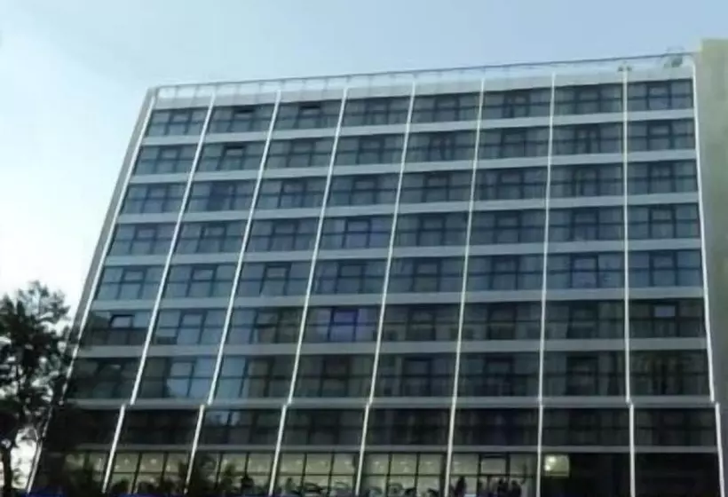 Hotelli Breeze Boutique Athens