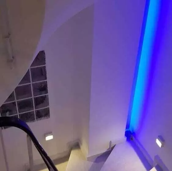 Hotelli Breeze Boutique Athens