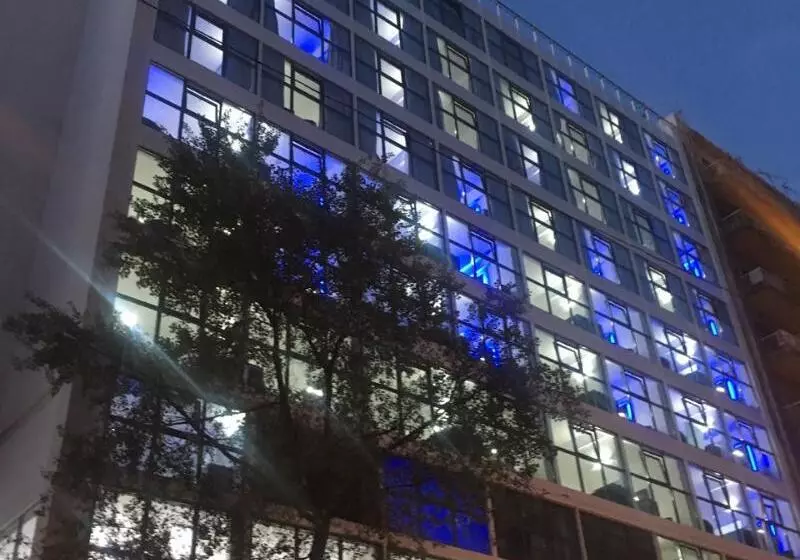 Hotelli Breeze Boutique Athens