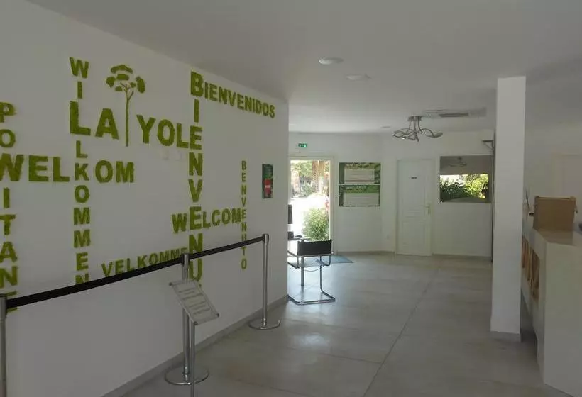 Hotelli Camping La Yole