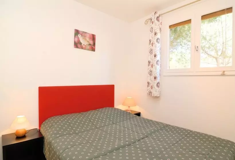 Hotelli Camping La Yole