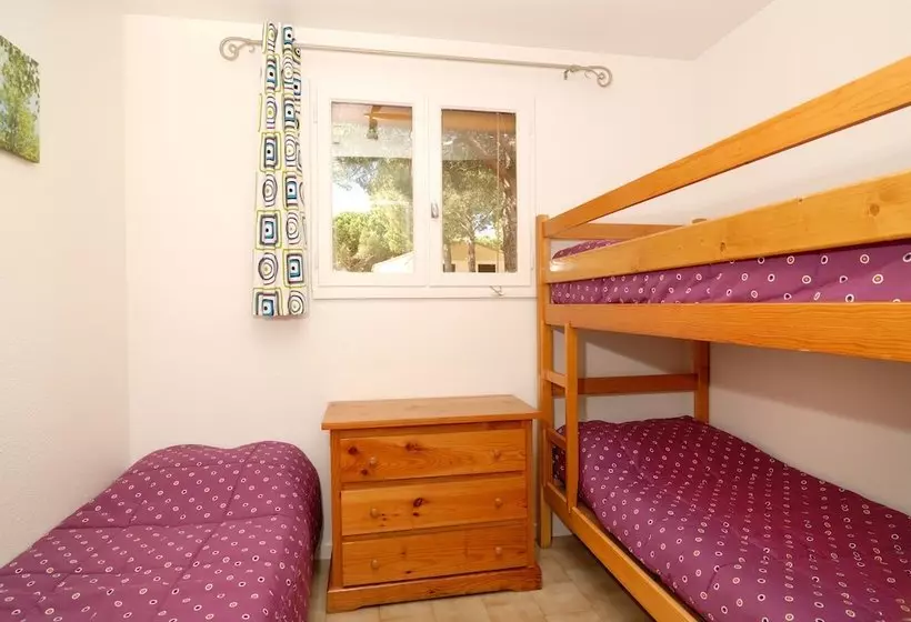 Hotelli Camping La Yole