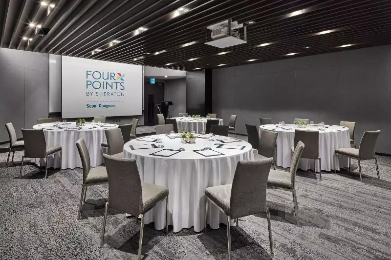 ホテル Four Points By Sheraton Seoul, Gangnam