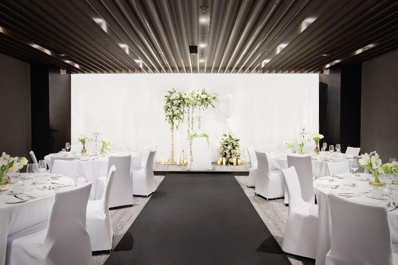 Отель Four Points By Sheraton Seoul, Gangnam