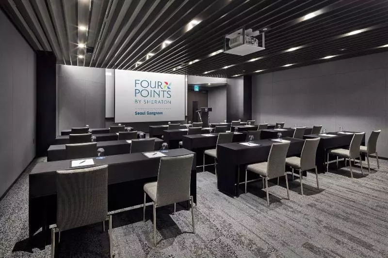 ホテル Four Points By Sheraton Seoul, Gangnam