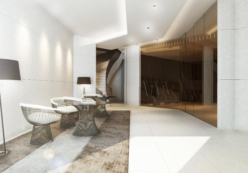 Отель Four Points By Sheraton Seoul, Gangnam