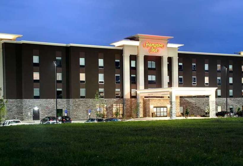 בית מלון כפרי Hampton Inn Lebanon