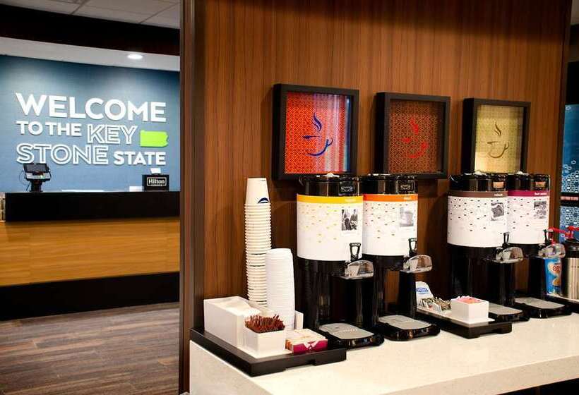 בית מלון כפרי Hampton Inn Lebanon