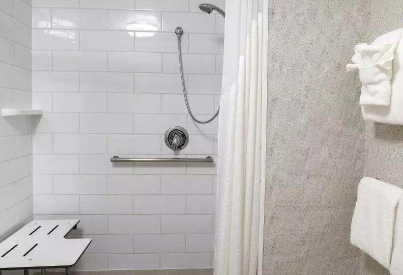 Hotelli Holiday Inn Express & Suites Racine, An Ihg