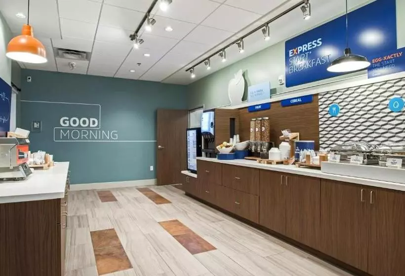 Hotelli Holiday Inn Express & Suites Racine, An Ihg