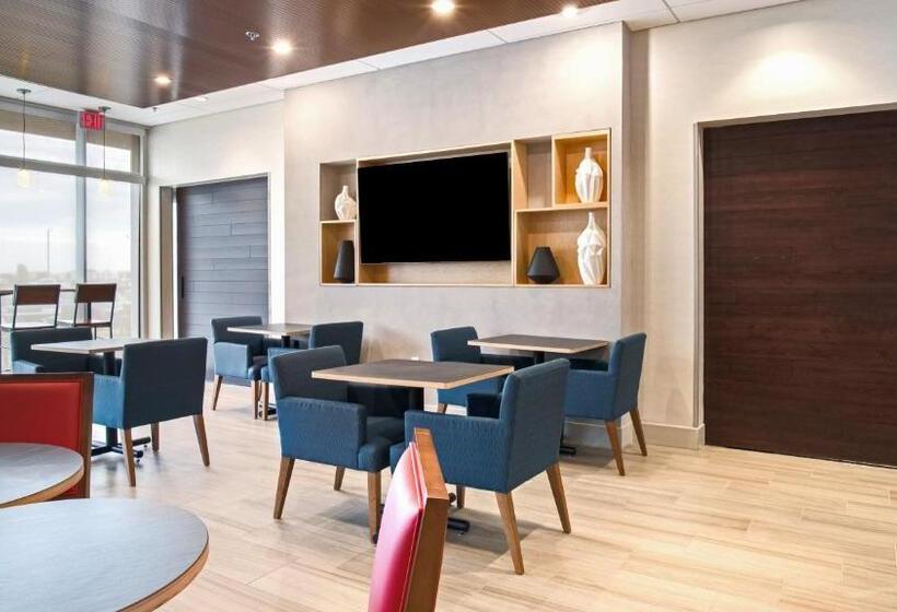 Hotel Holiday Inn Express & Suites Racine, An Ihg