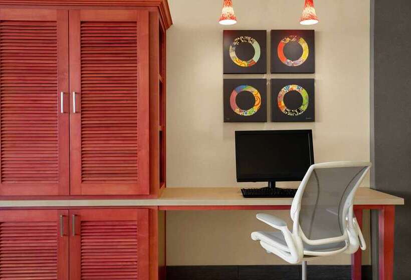 فندق Home2 Suites By Hilton Elko