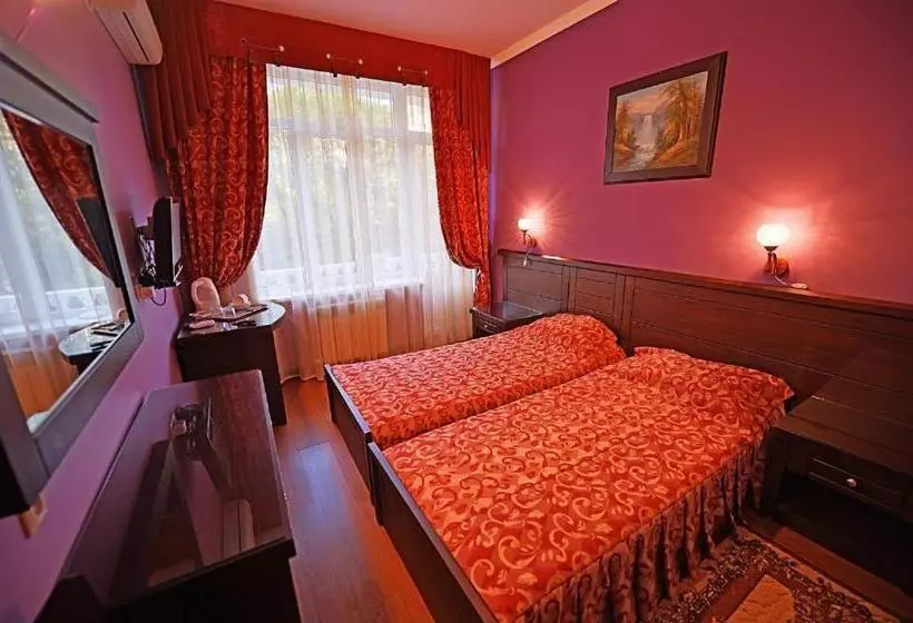 Hotelli Katran