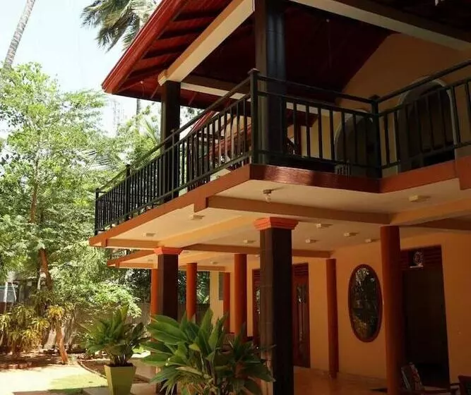 Hotelli Leopard City Hostel