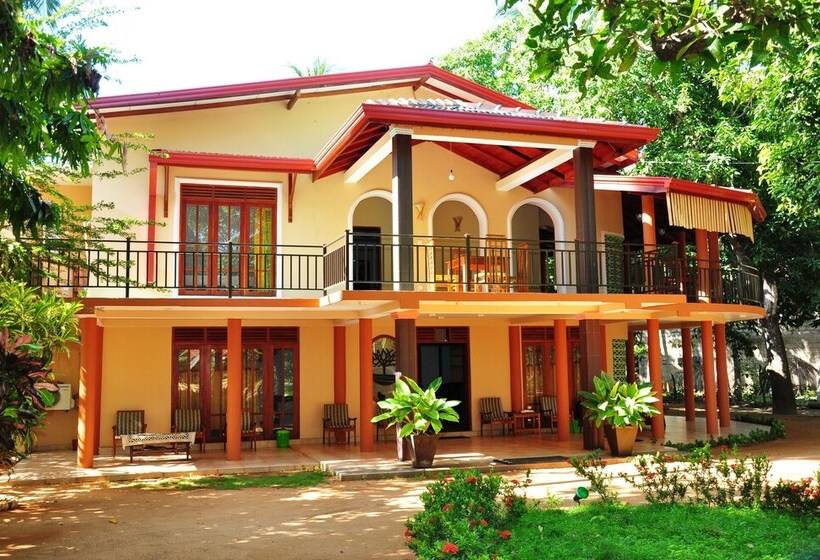 فندق Leopard City Hostel