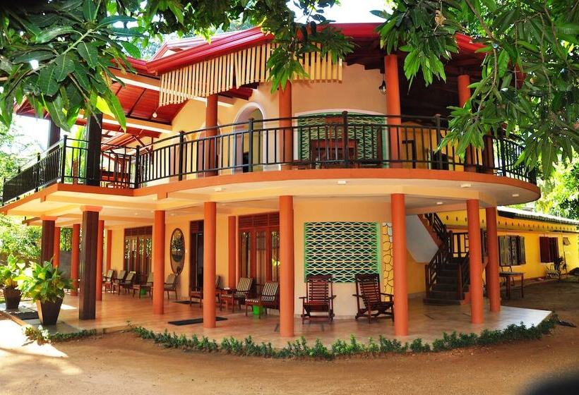 فندق Leopard City Hostel