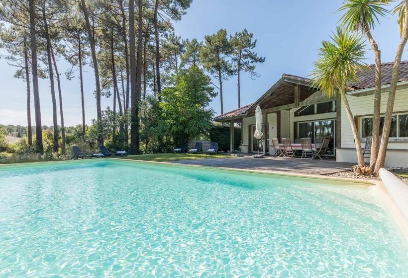 هتل Madame Vacances Villas La Prade