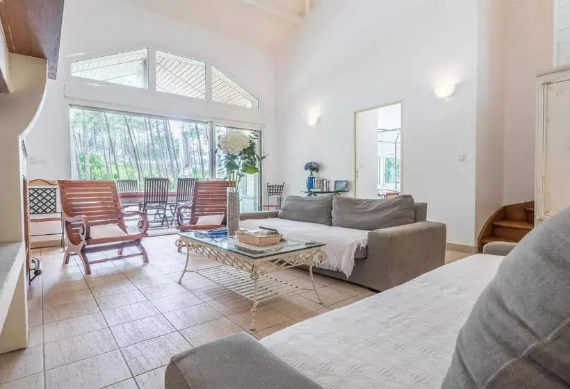 هتل Madame Vacances Villas La Prade