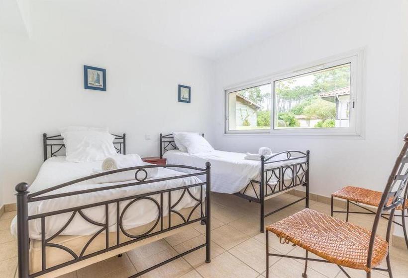 هتل Madame Vacances Villas La Prade