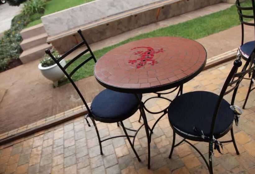 ホテル Melvilla Guesthouse