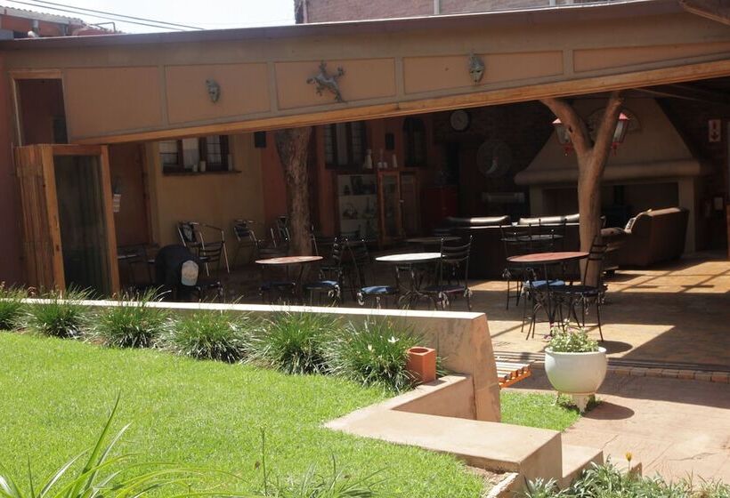 ホテル Melvilla Guesthouse