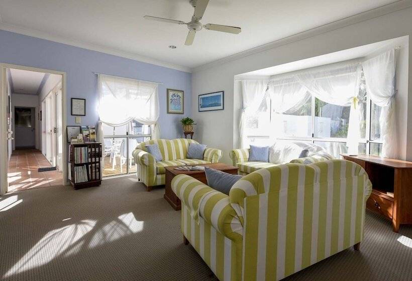 ホテル Ninderry Manor Luxury Retreat