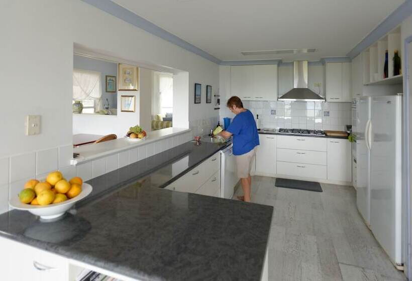 ホテル Ninderry Manor Luxury Retreat