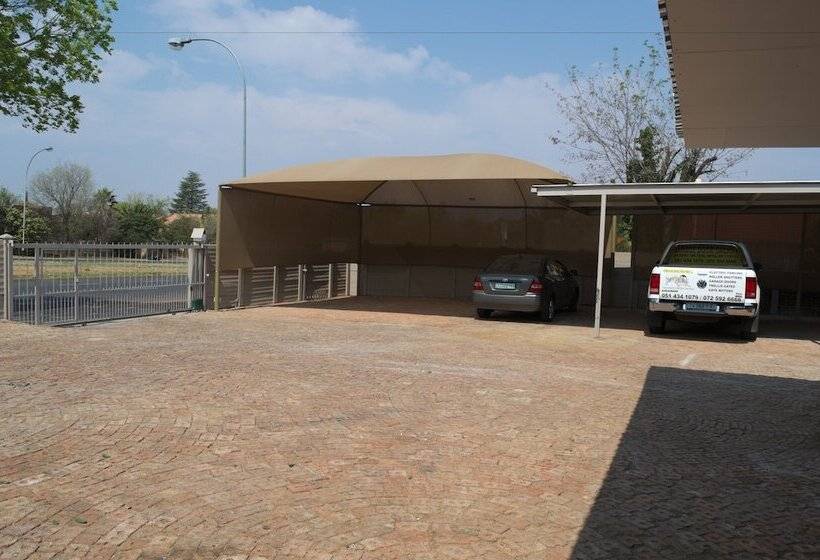 호텔 Pebble Fountain Guesthouse