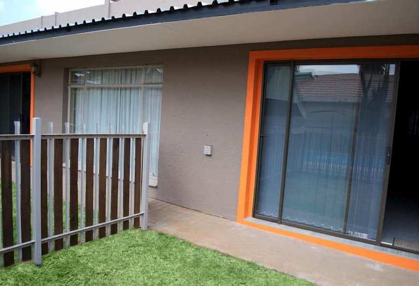 호텔 Pebble Fountain Guesthouse